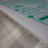 Strana obličeje polykarbonát: jak určit